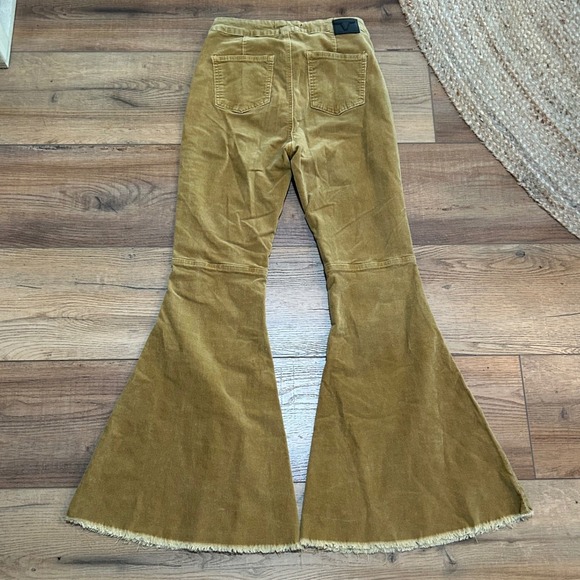 L&B Lucky and Blessed High Rise Flare Corduroy Pants Size 8 Corduroy Pants - Picture 2 of 8